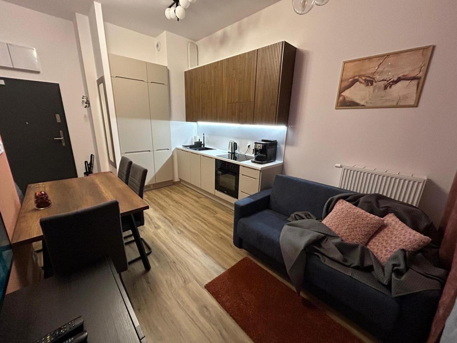 New Comfortable With Patio On Klimeckiego Street *